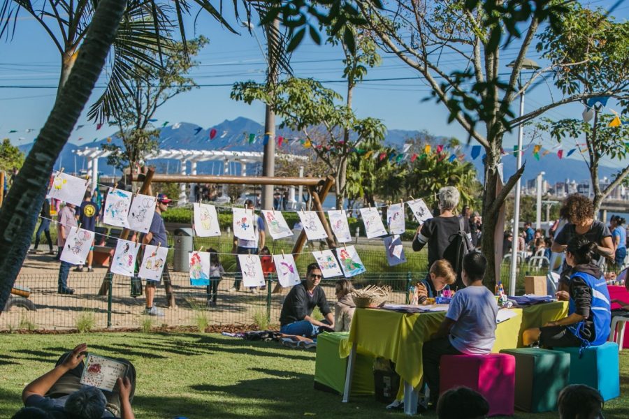 Sábado é dia de Eu Amo a Praça em Florianópolis