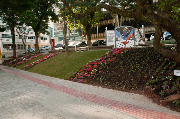 Revitalização Praça Dom Pedro I