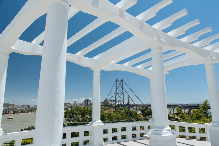 Mirante da Hercílio Luz se completa com a reabertura da Ponte