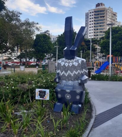 Praça NSF - coelho páscoa