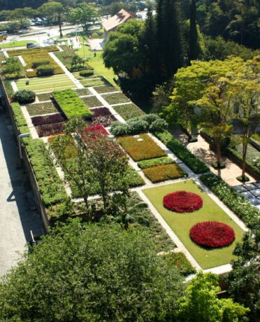 Jardim Suspenso em Blumenau, SC