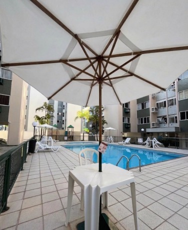 área piscina lazer