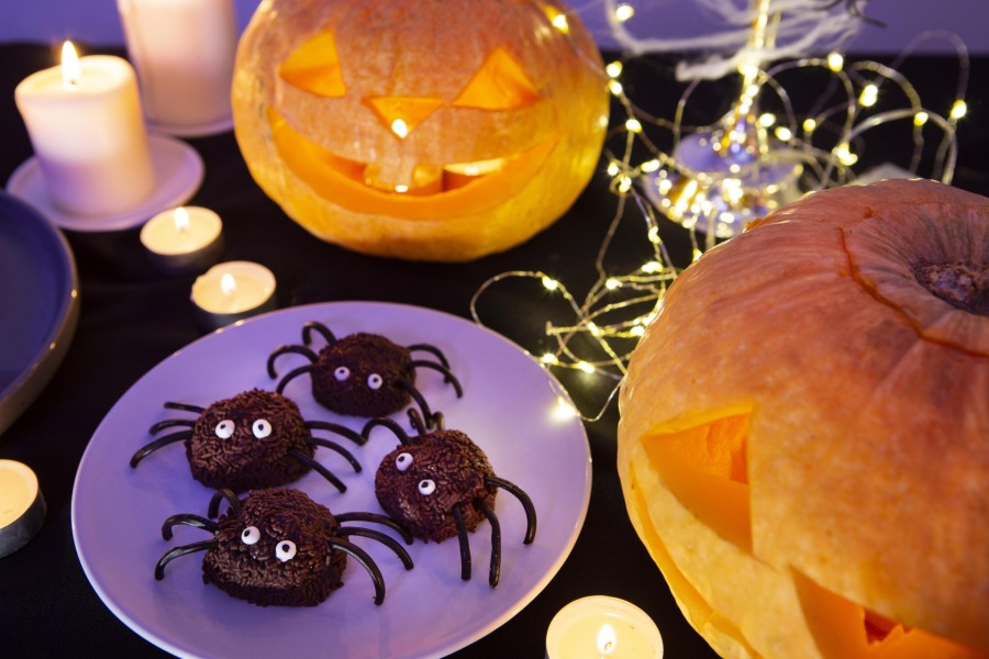 Ideias simples para celebrar o Halloween em casa com sabor